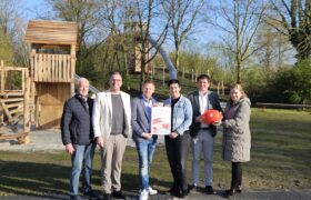 Gruppenbild zur anstehenden Eröffnung des Naturraums Berkeltal